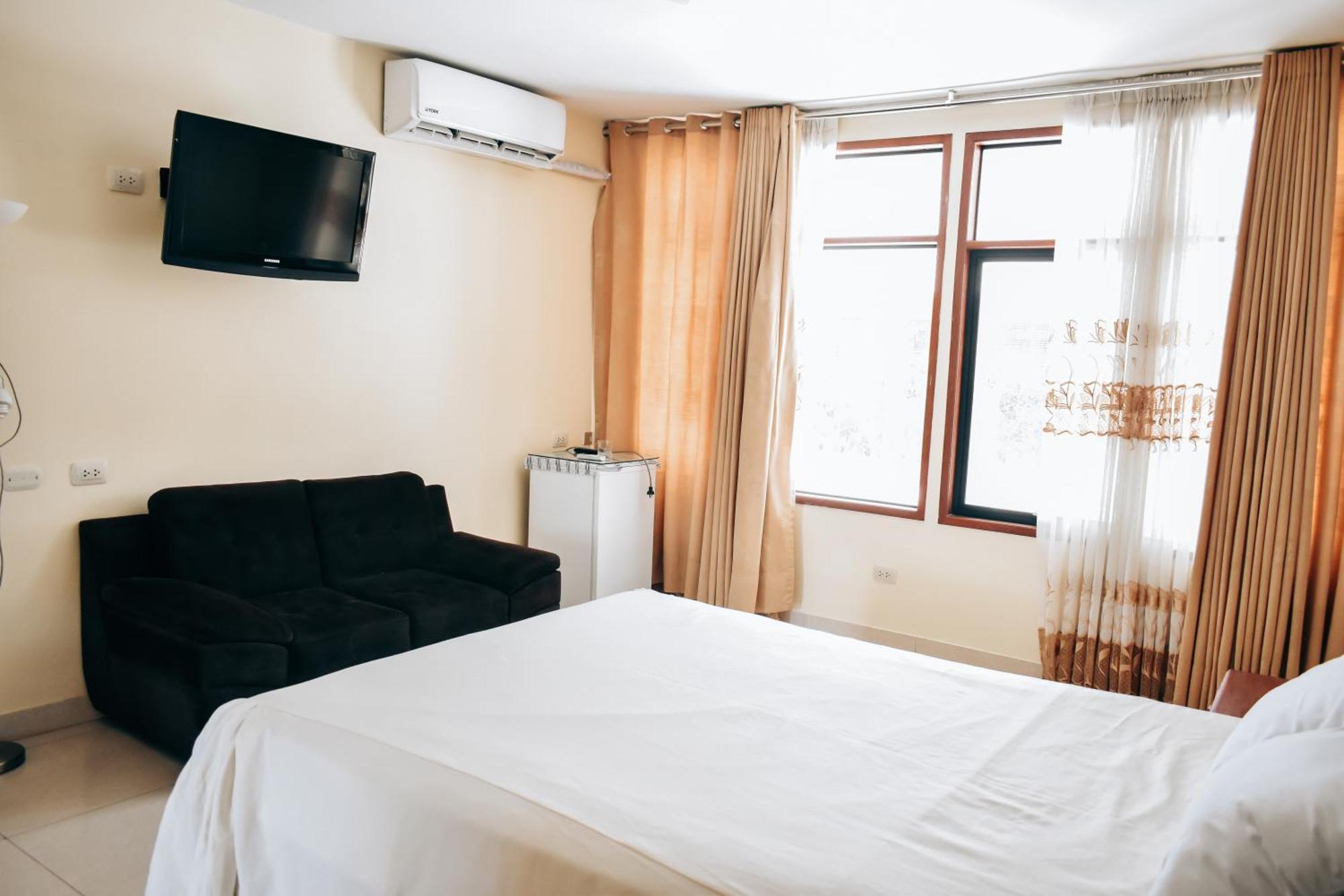 Hotel Sol Del Oriente 푸카이파 외부 사진