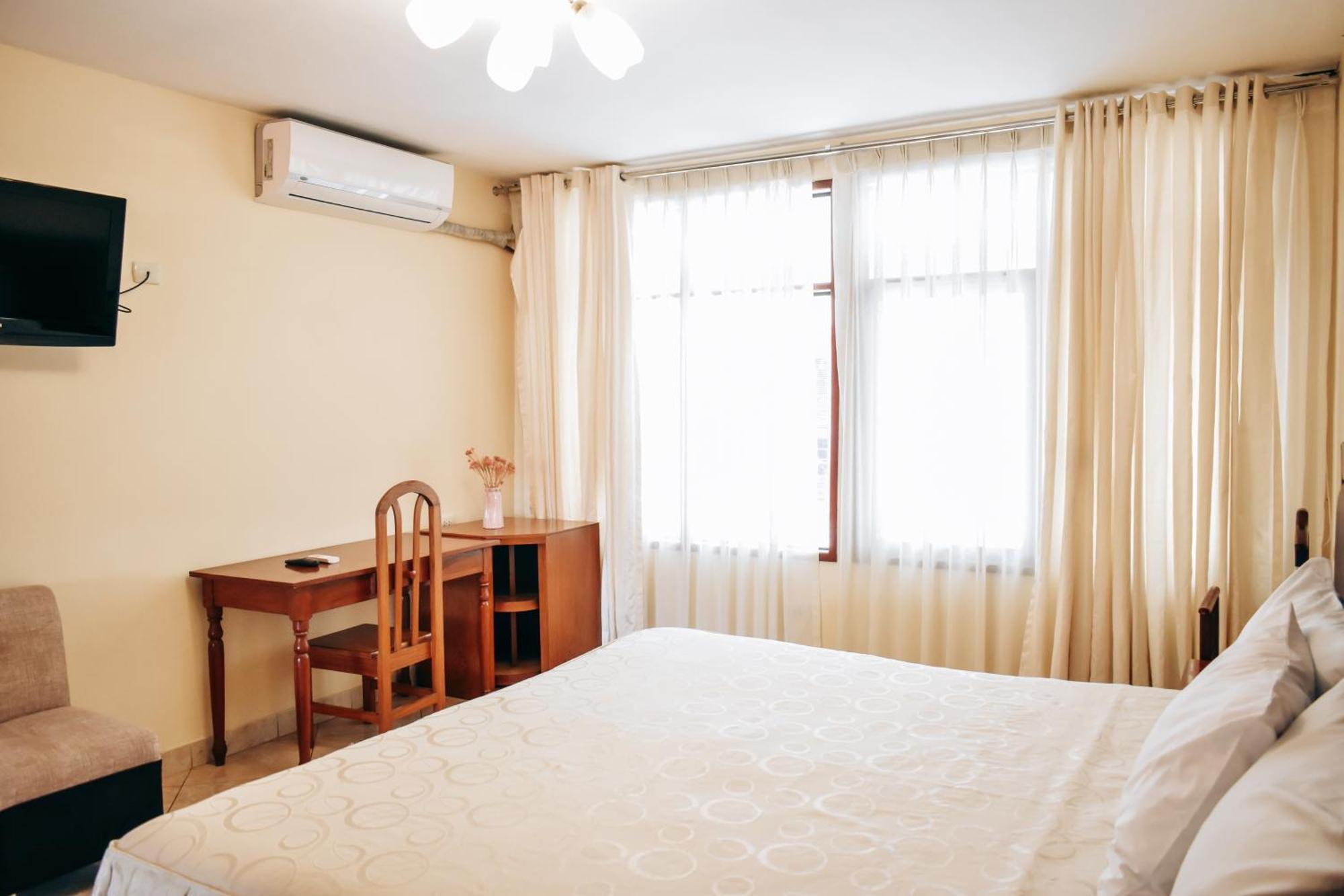 Hotel Sol Del Oriente 푸카이파 외부 사진
